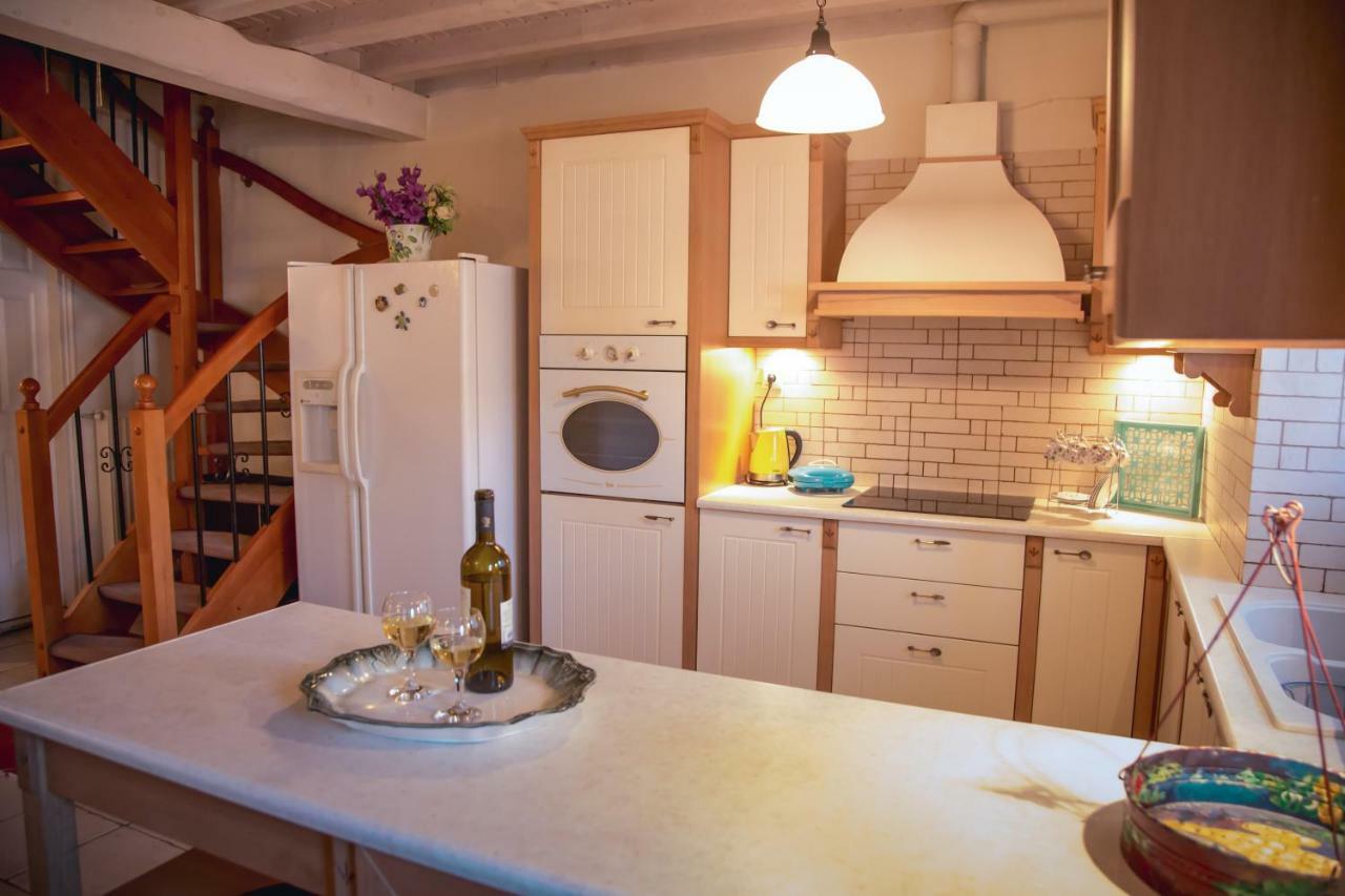 Traditional House In The Centre Of Vasiliki Extérieur photo